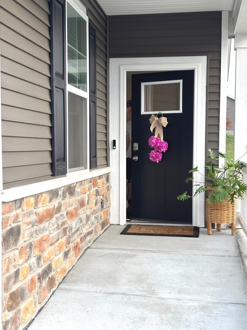 1135 Williamsburg Street, Pingree Grove, IL 60140