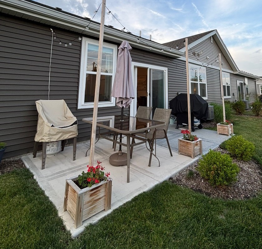 1135 Williamsburg Street, Pingree Grove, IL 60140