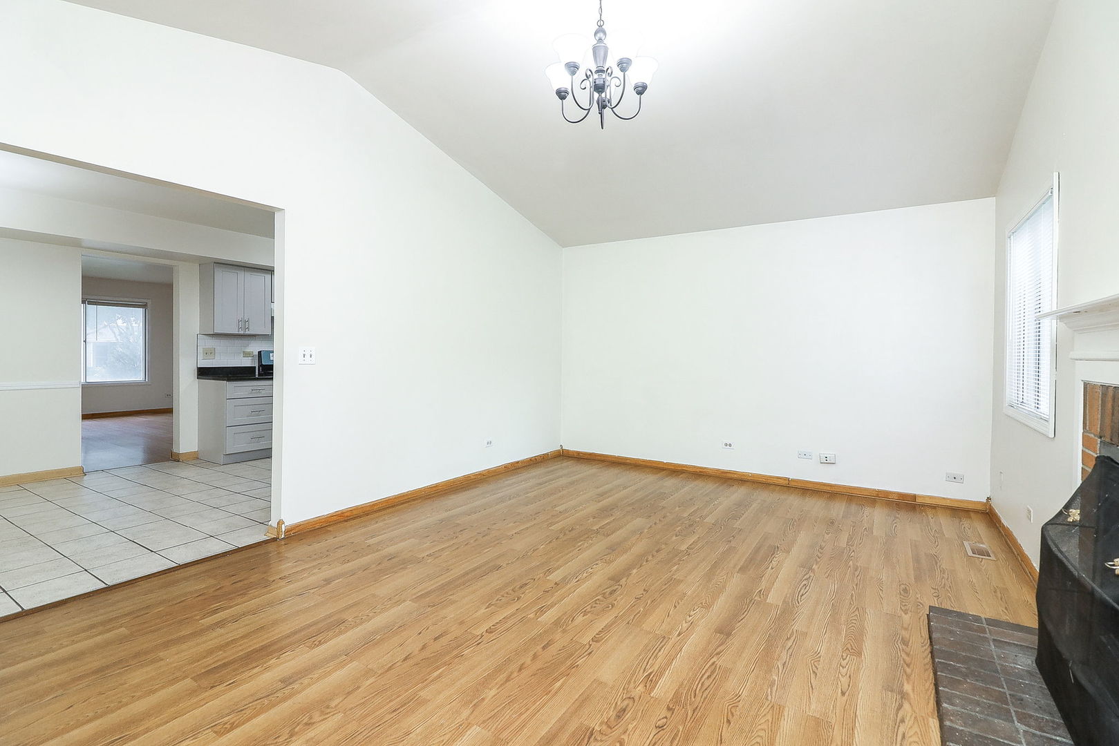 1285 HAVERHILL Circle, Naperville, IL 60540