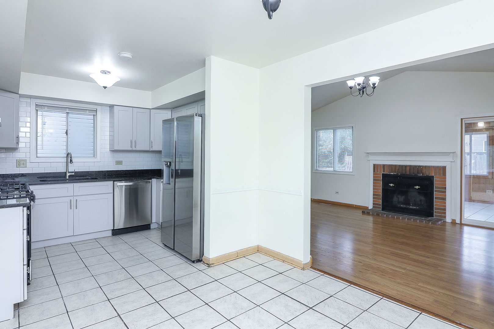 1285 HAVERHILL Circle, Naperville, IL 60540