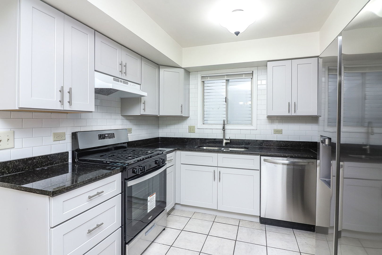 1285 HAVERHILL Circle, Naperville, IL 60540