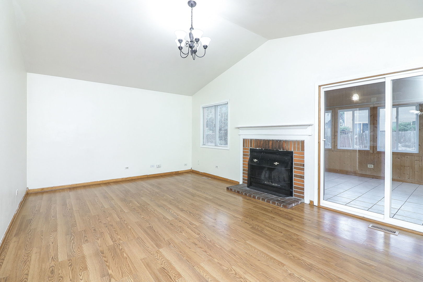 1285 HAVERHILL Circle, Naperville, IL 60540