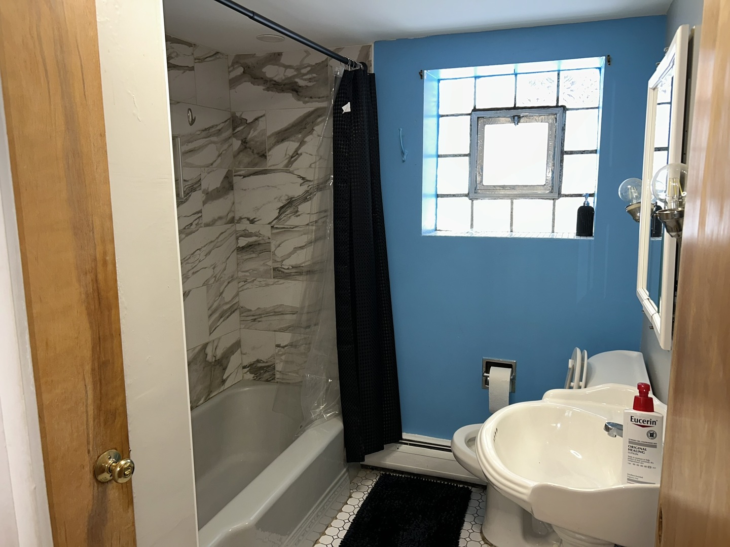 1724 N 19th Avenue, Melrose Park, IL 60160