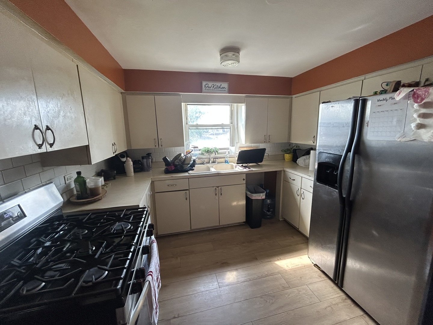 1724 N 19th Avenue, Melrose Park, IL 60160