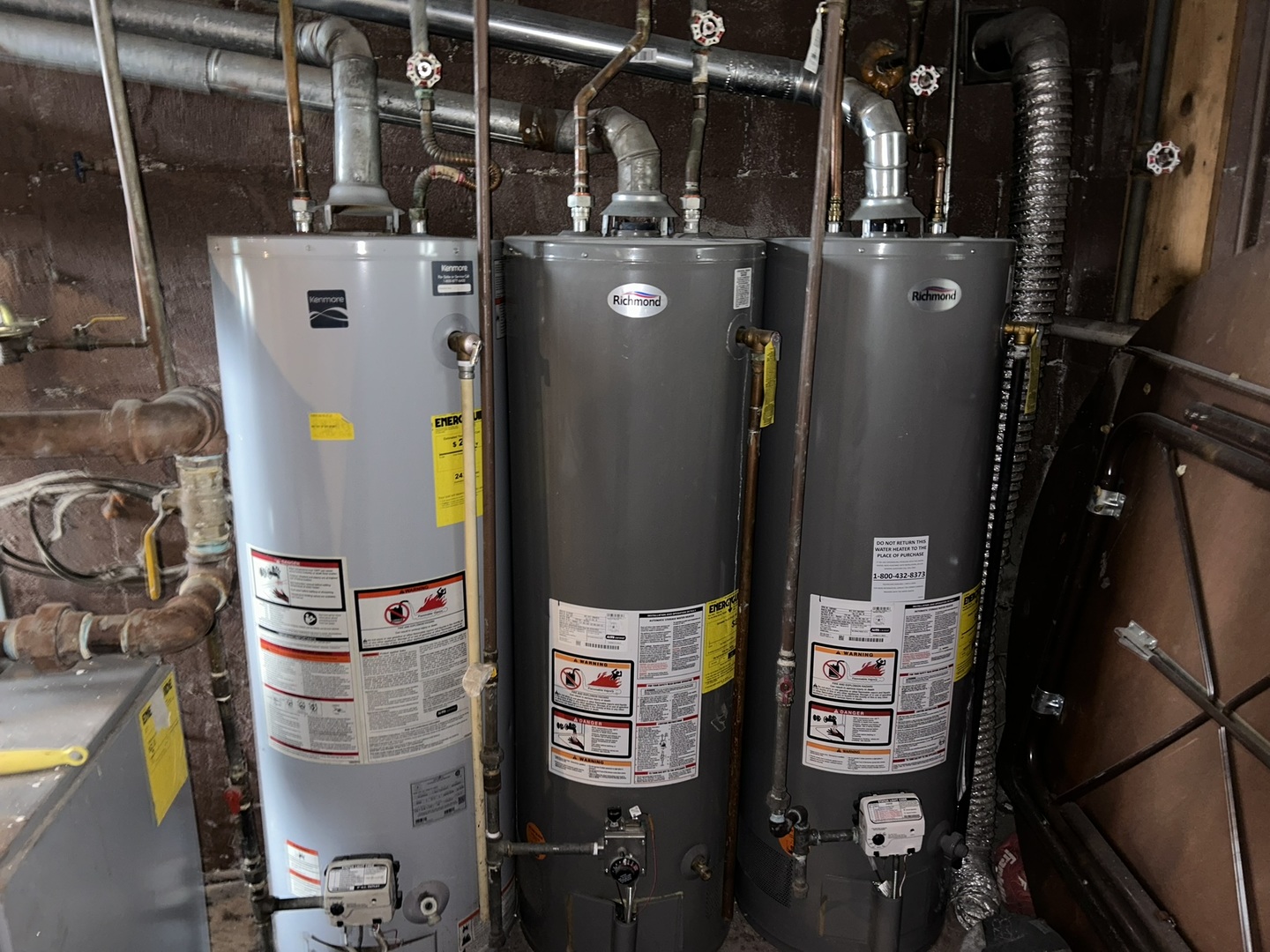 1724 N 19th Avenue, Melrose Park, IL 60160