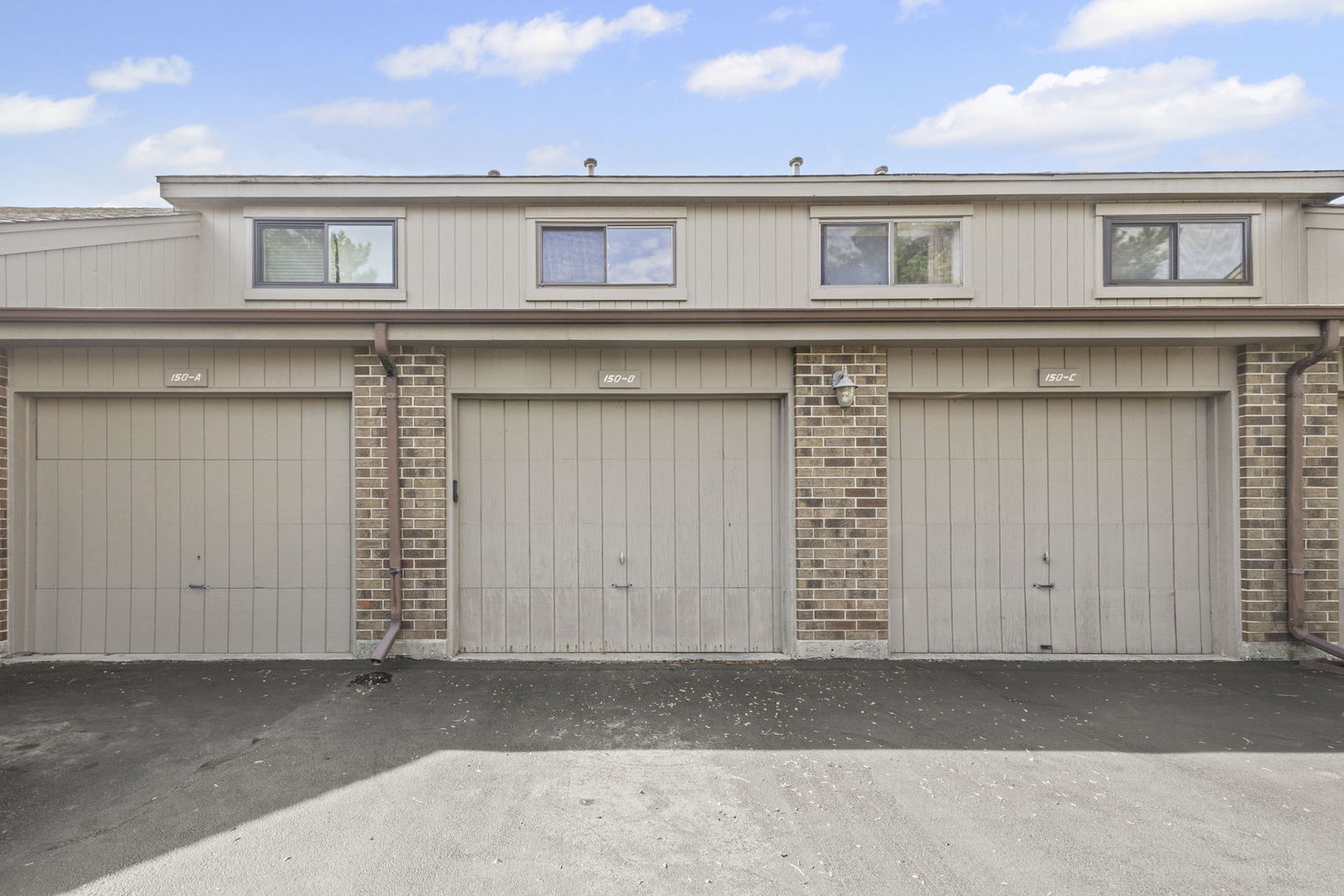 150 Potawatomi Trail #B, Lake Zurich, IL 60047