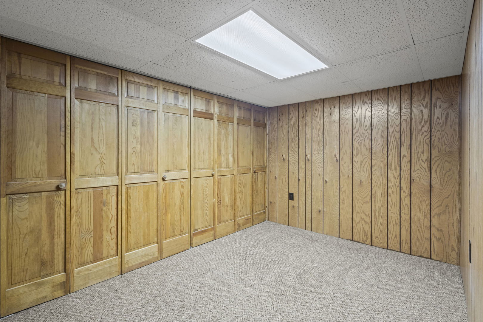 150 Potawatomi Trail #B, Lake Zurich, IL 60047