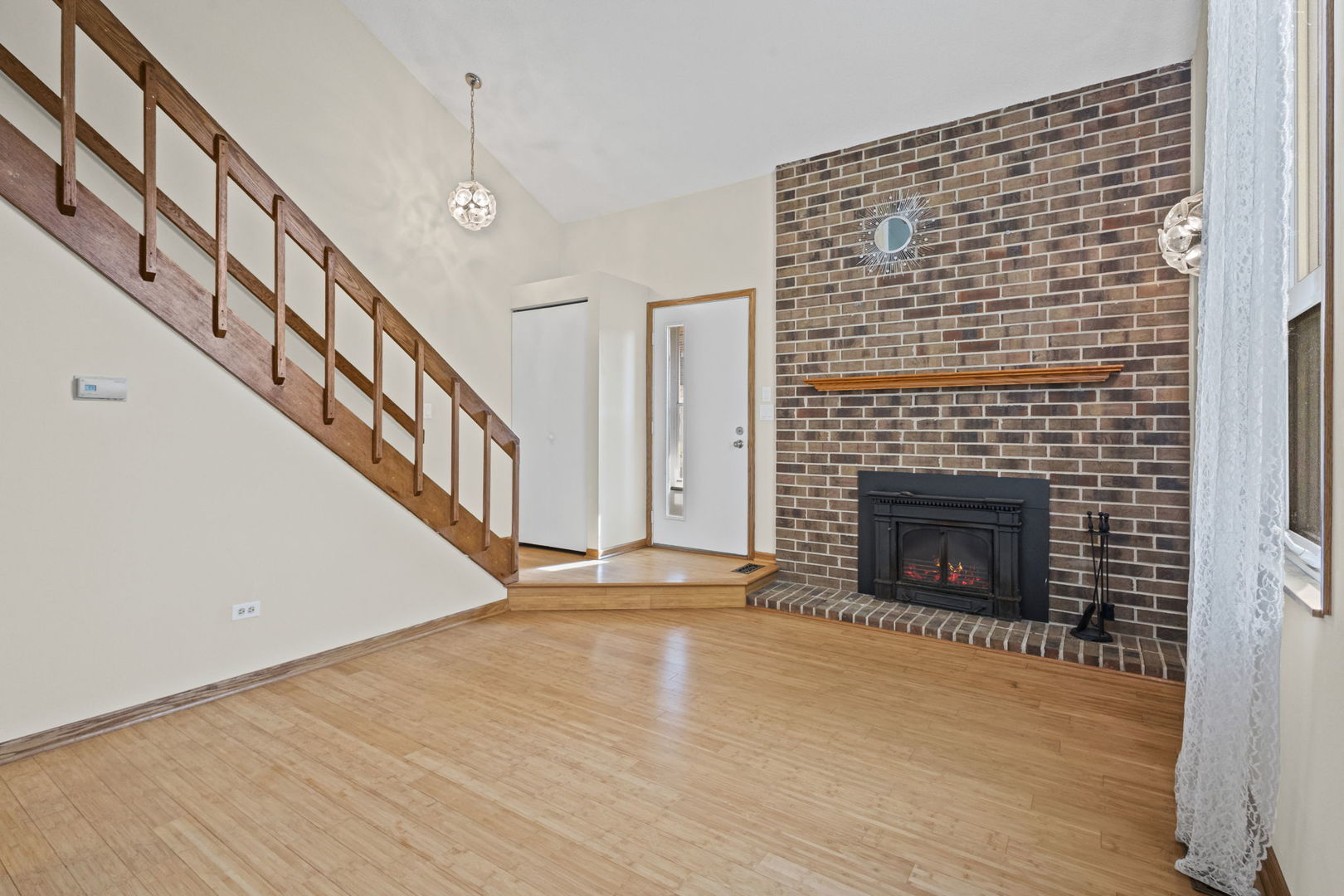 150 Potawatomi Trail #B, Lake Zurich, IL 60047