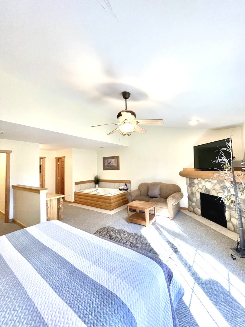 2643 N State Route 178 Highway #Y-3, Utica, IL 61373