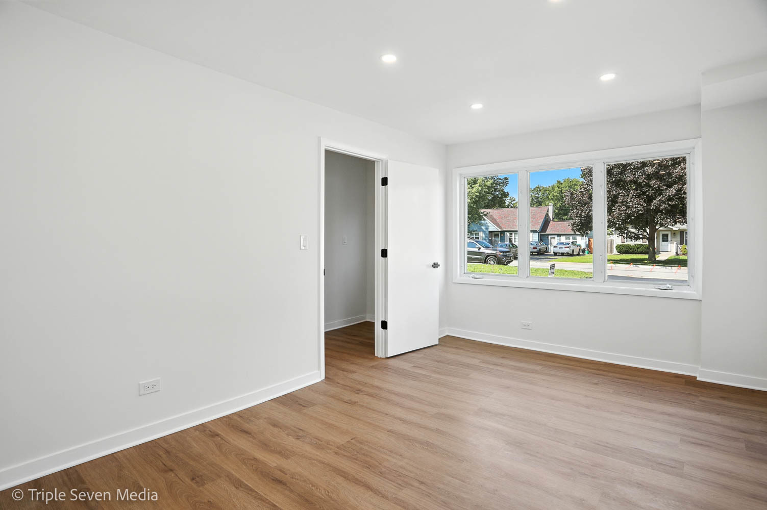 10517 Oak Park Avenue, Chicago Ridge, IL 60415