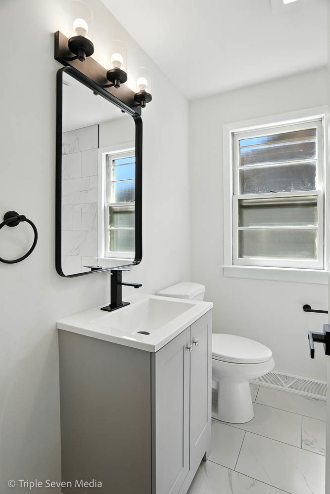 10517 Oak Park Avenue, Chicago Ridge, IL 60415