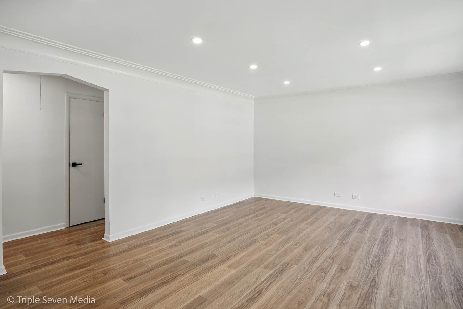 10517 Oak Park Avenue, Chicago Ridge, IL 60415