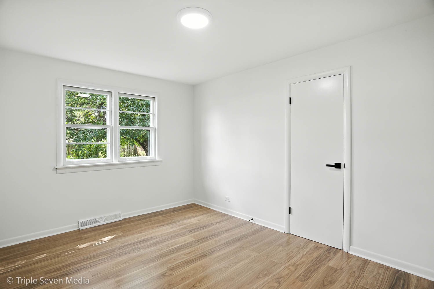 10517 Oak Park Avenue, Chicago Ridge, IL 60415