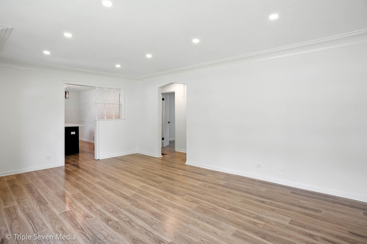 10517 Oak Park Avenue, Chicago Ridge, IL 60415