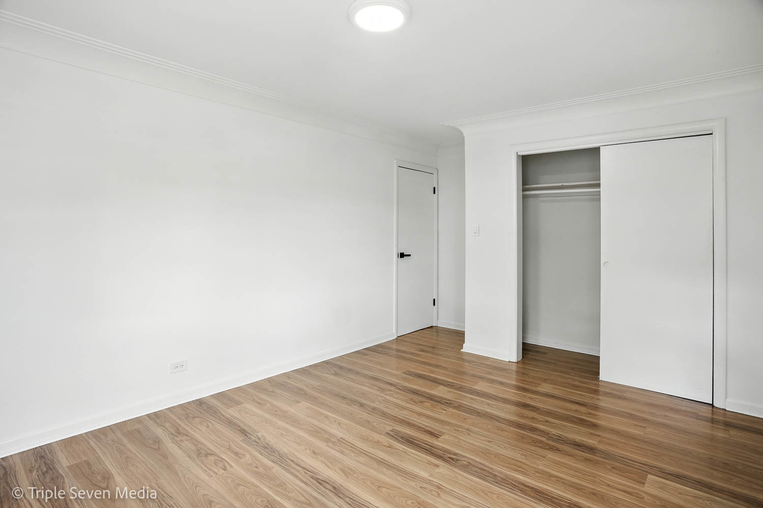 10517 Oak Park Avenue, Chicago Ridge, IL 60415