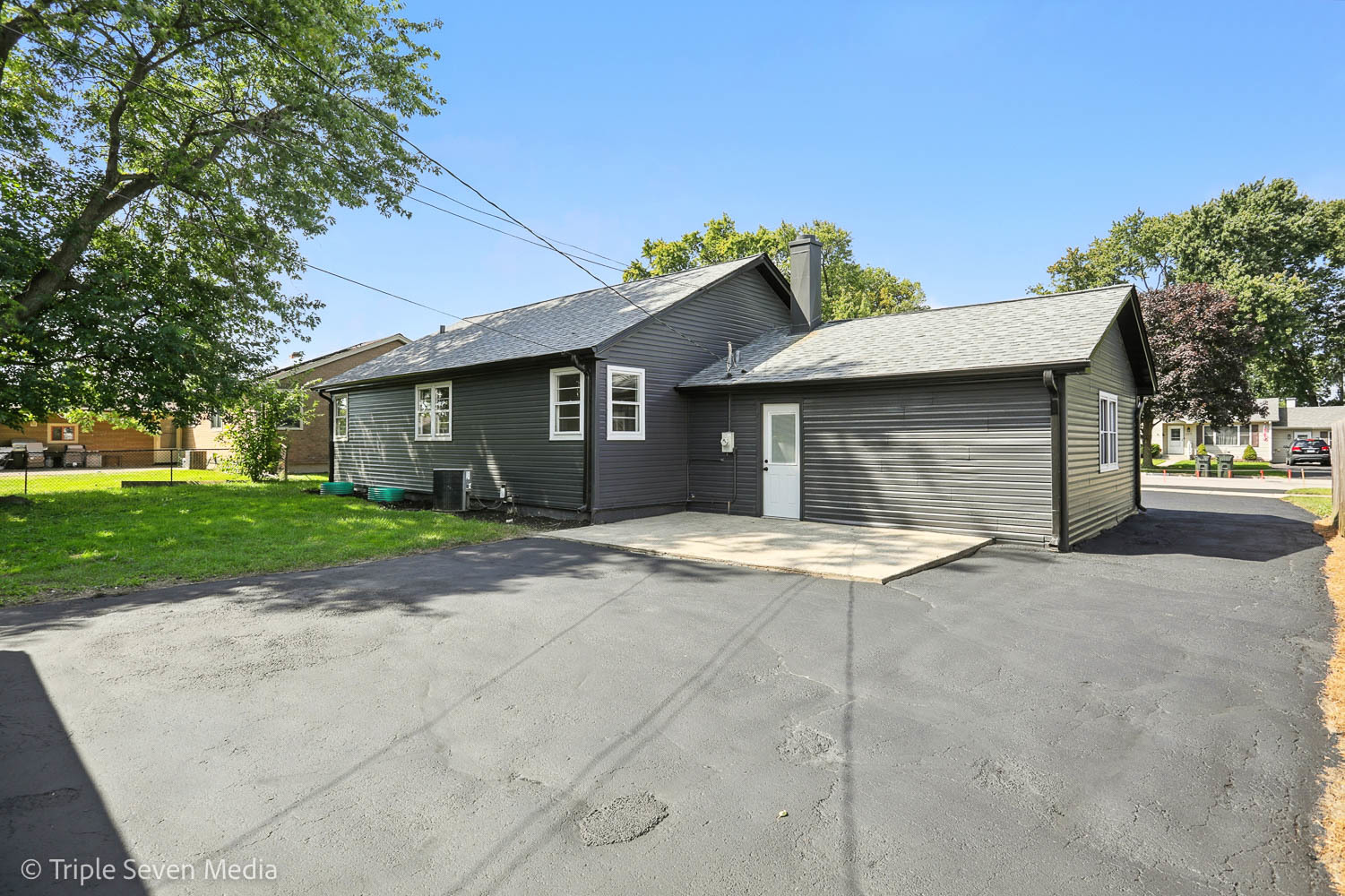 10517 Oak Park Avenue, Chicago Ridge, IL 60415