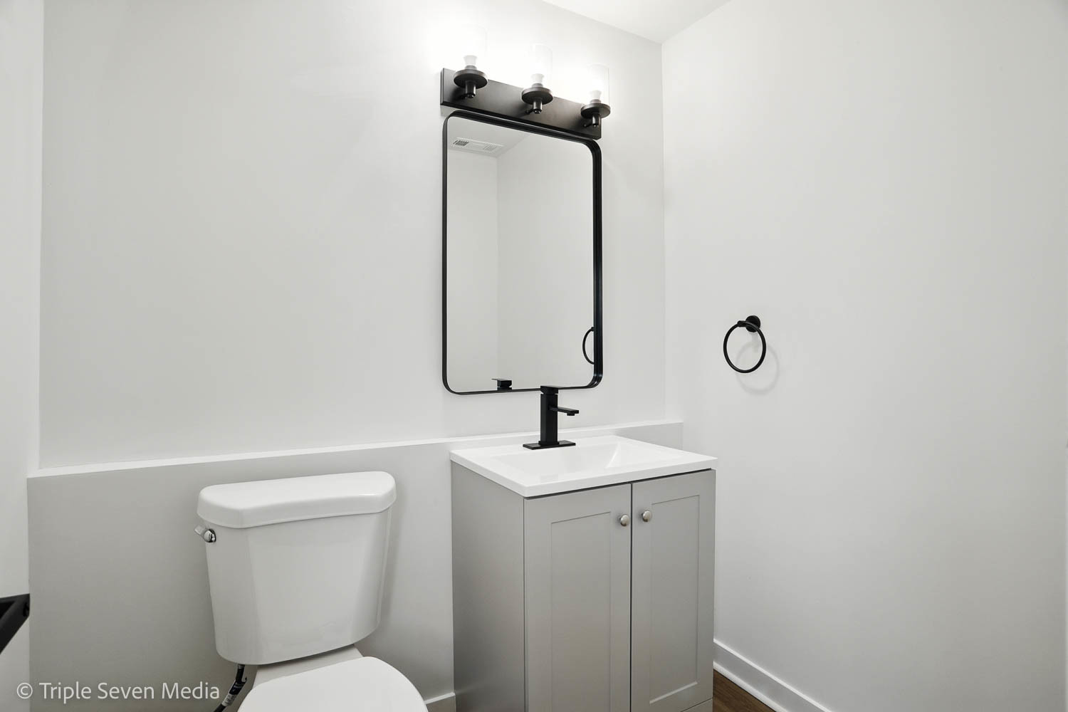 10517 Oak Park Avenue, Chicago Ridge, IL 60415