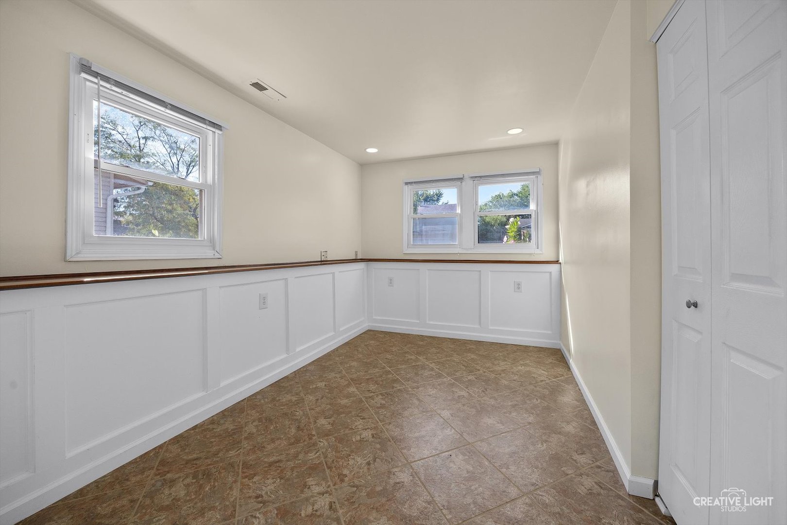 2504 Brook Lane, Aurora, IL 60504