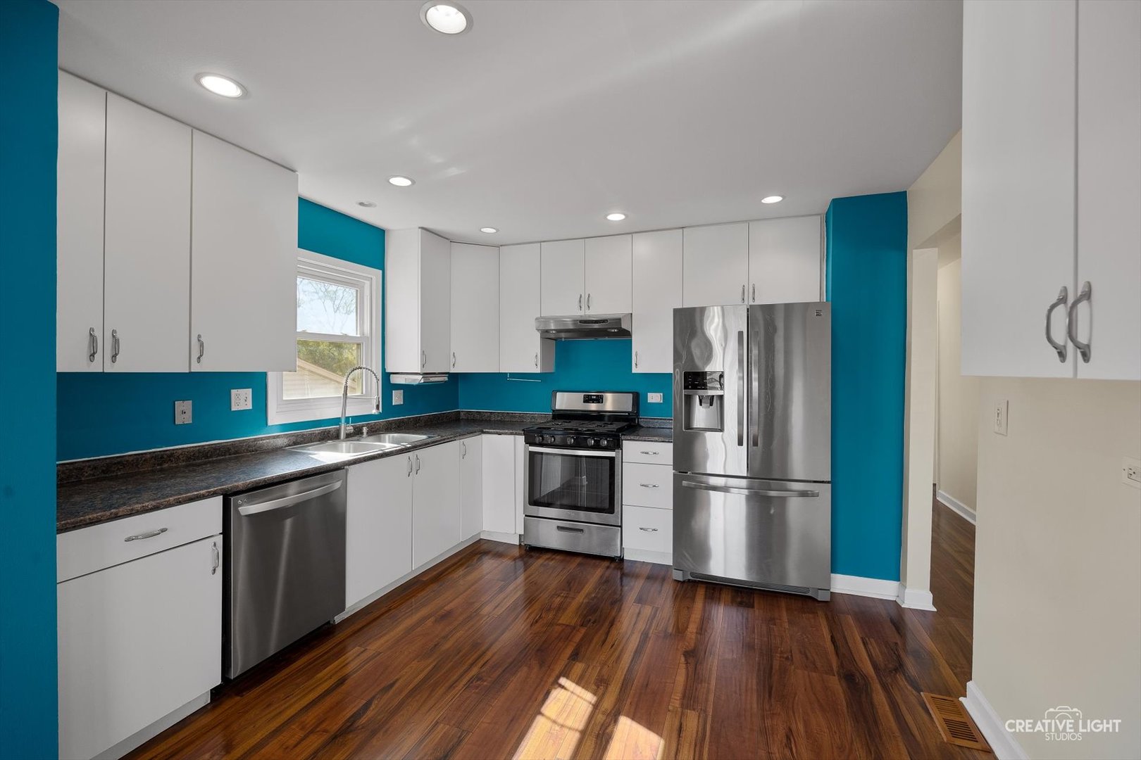 2504 Brook Lane, Aurora, IL 60504