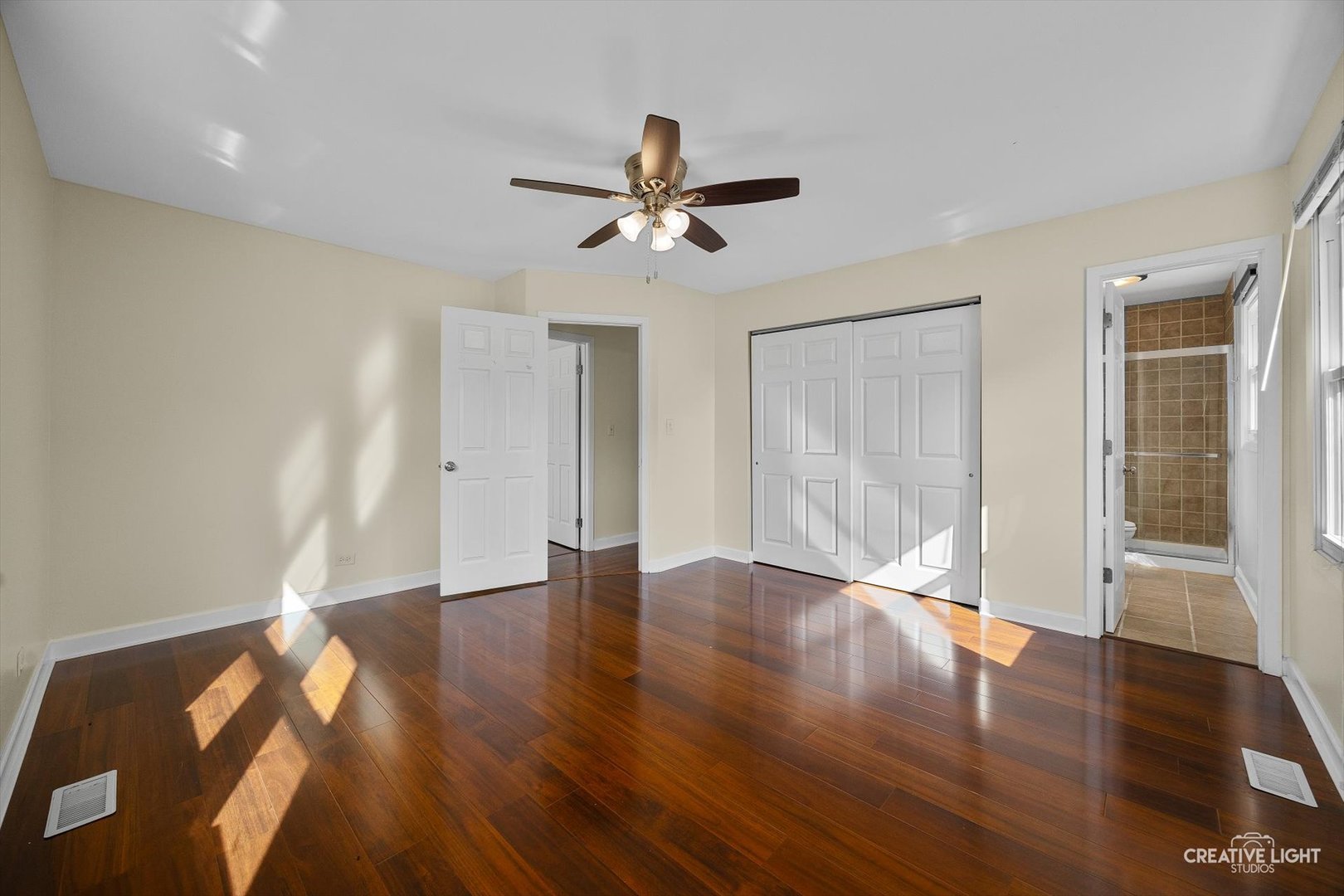 2504 Brook Lane, Aurora, IL 60504