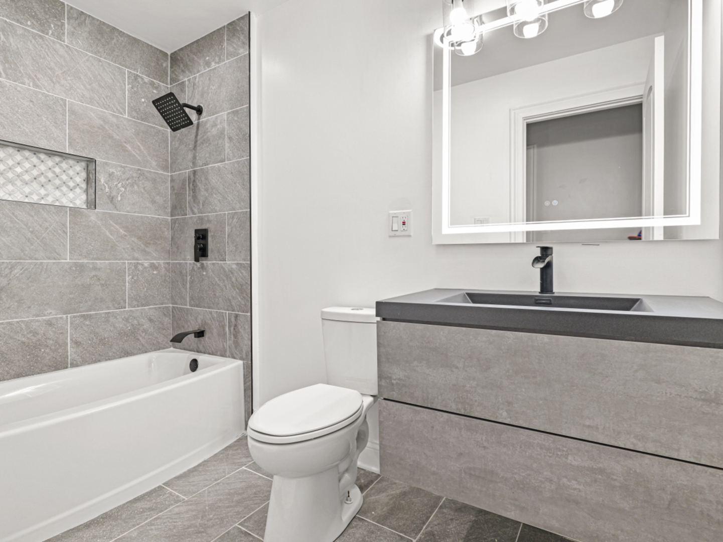 14912 Wabash Avenue, Dolton, IL 60419