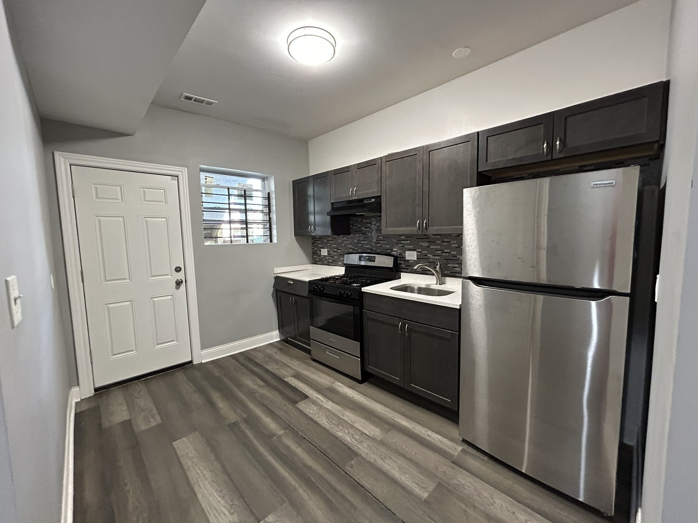 7428 S Rhodes Avenue, Chicago, IL 60619