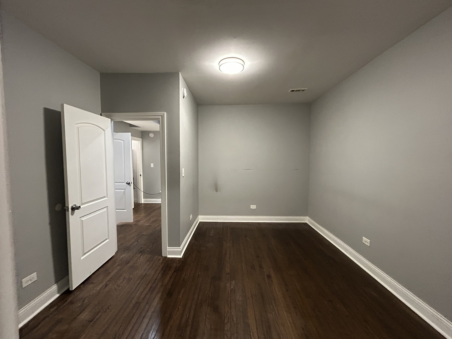 7428 S Rhodes Avenue, Chicago, IL 60619