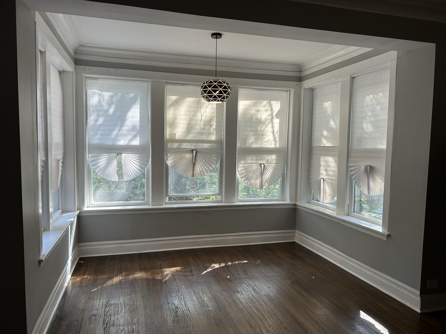 7428 S Rhodes Avenue, Chicago, IL 60619