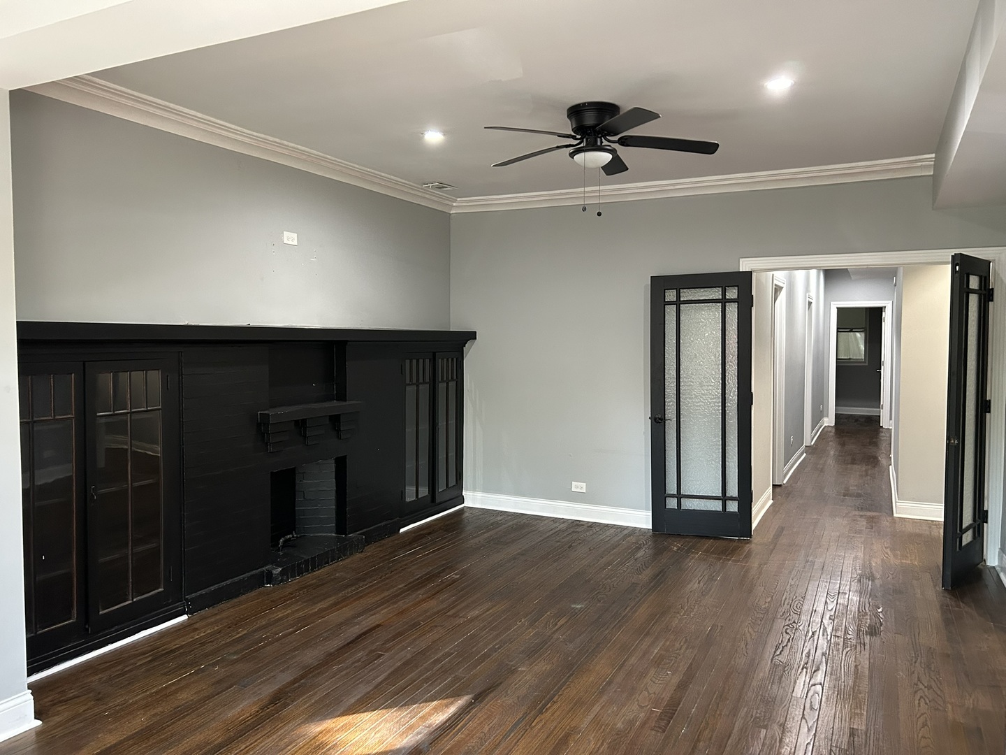 7428 S Rhodes Avenue, Chicago, IL 60619