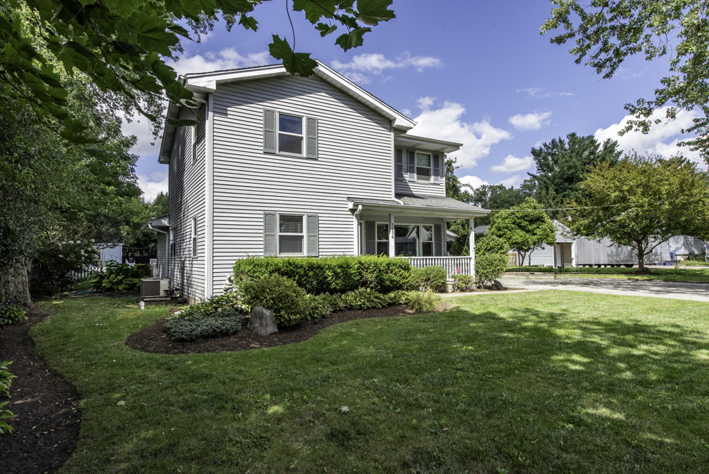 3436 Florida Avenue, Gurnee, IL 60031