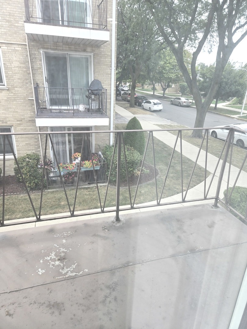 6019 W 64th Place #23-4, Chicago, IL 60638