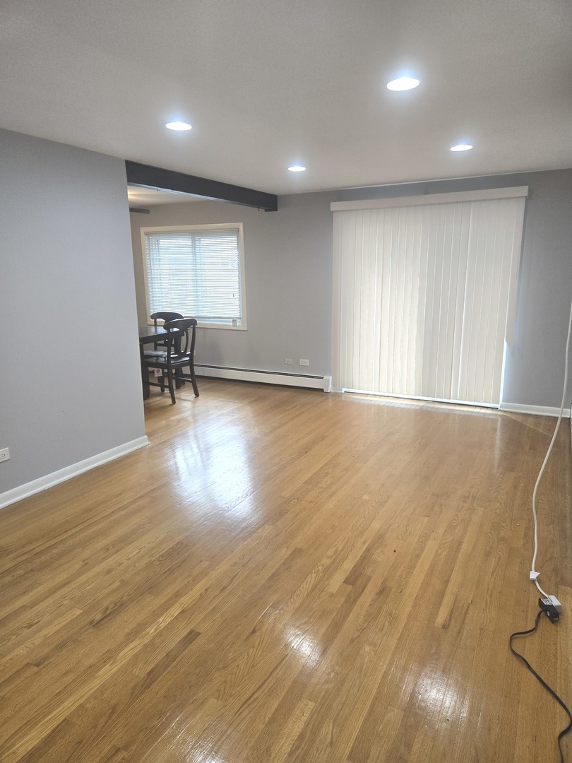 6019 W 64th Place #23-4, Chicago, IL 60638