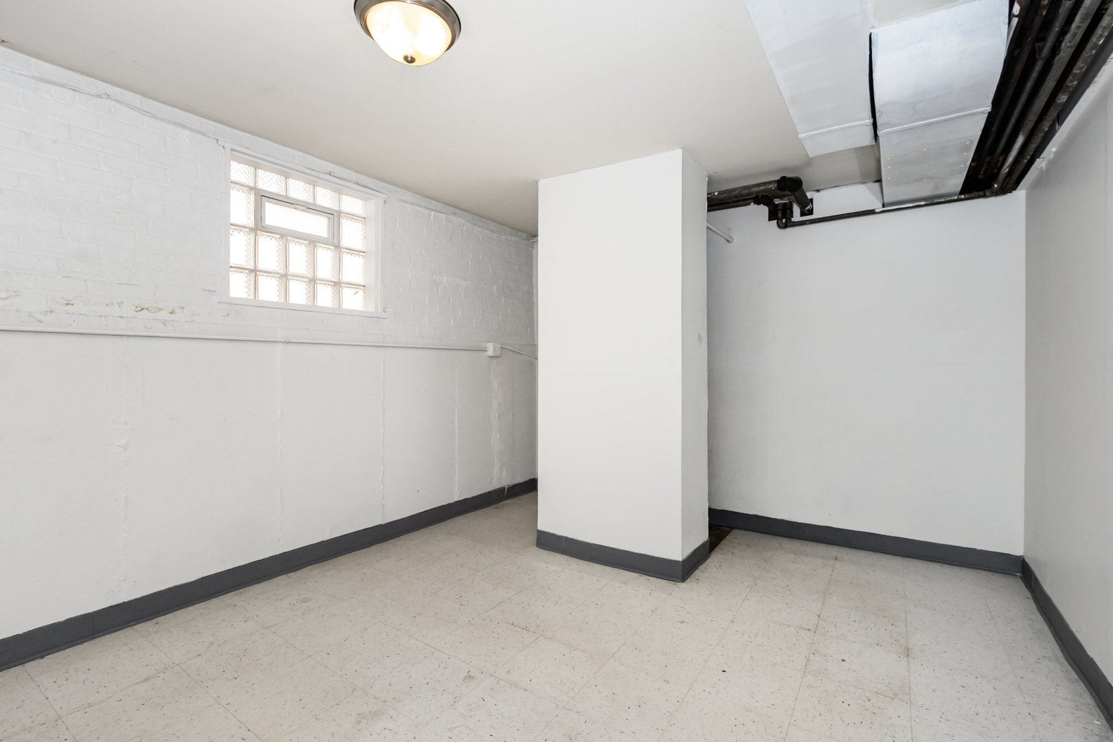 9310 S Claremont Avenue, Chicago, IL 60643