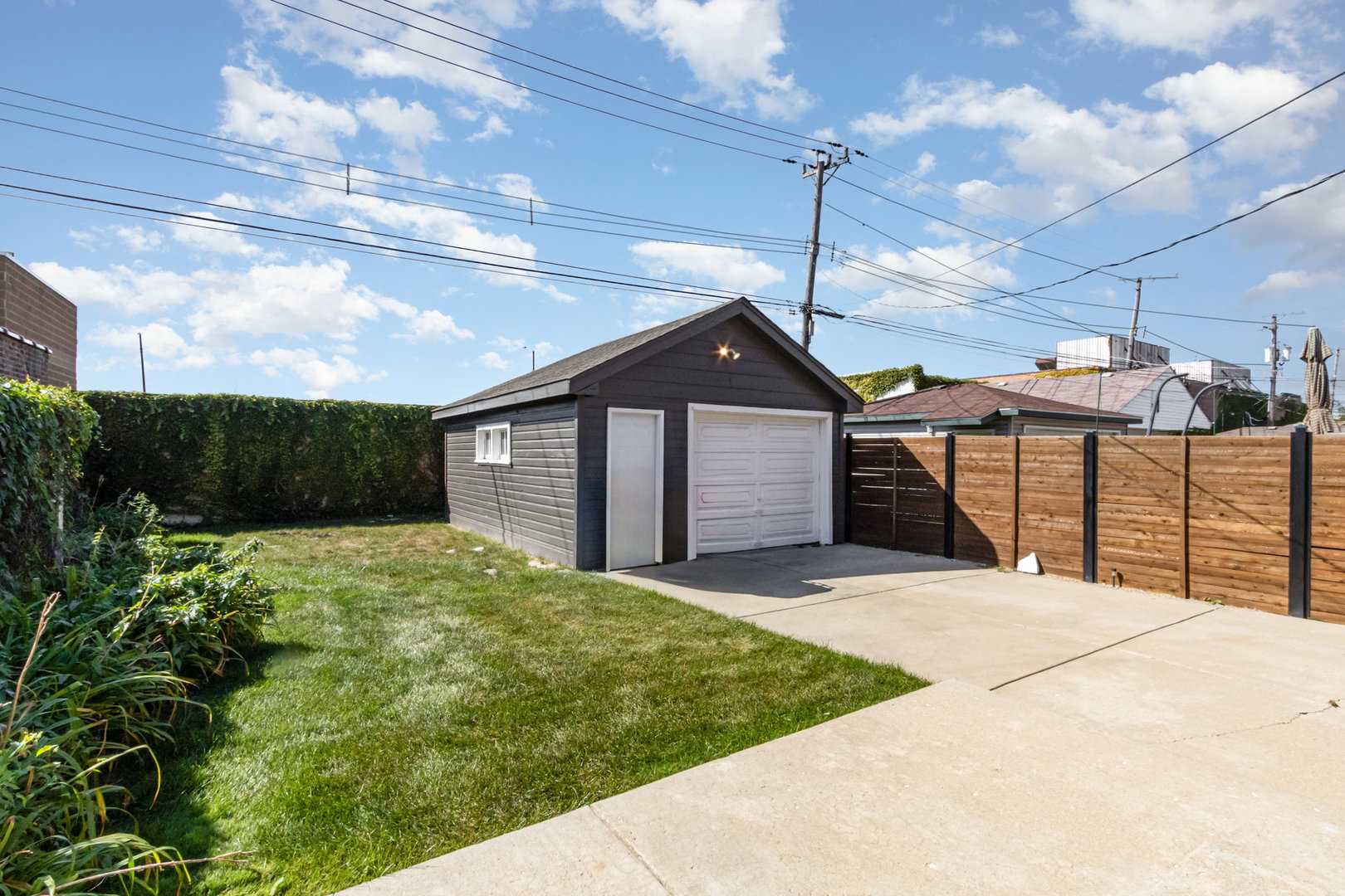 9310 S Claremont Avenue, Chicago, IL 60643