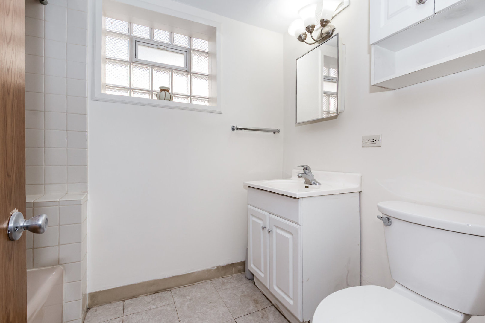 9310 S Claremont Avenue, Chicago, IL 60643