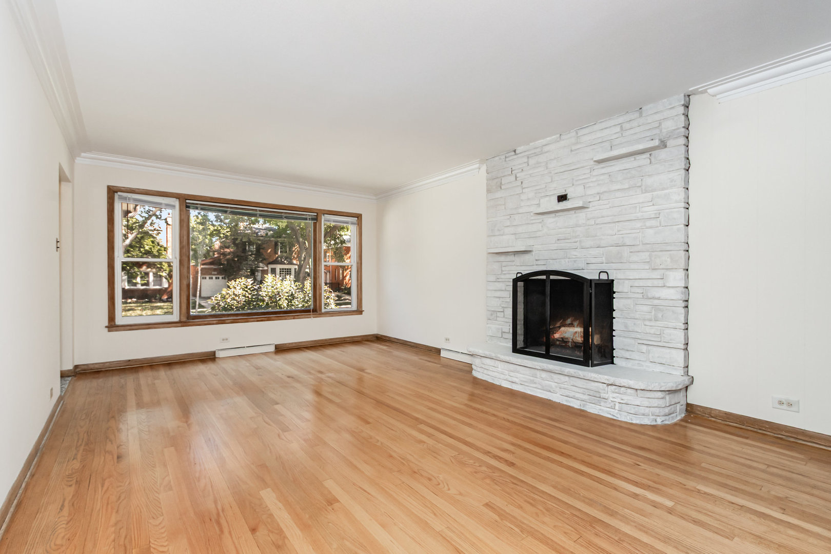 9310 S Claremont Avenue, Chicago, IL 60643