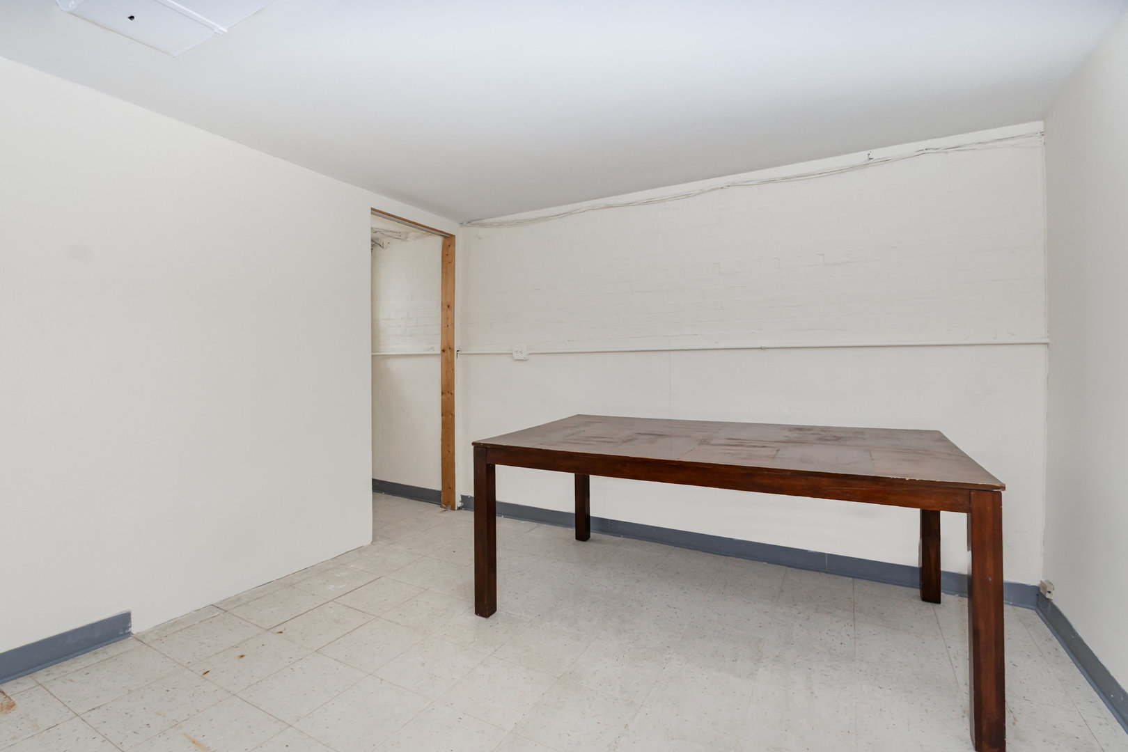 9310 S Claremont Avenue, Chicago, IL 60643