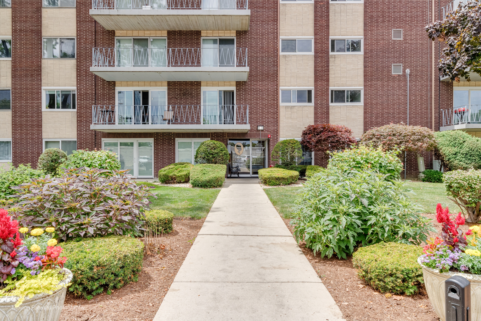 2900 Maple Avenue #13C, Downers Grove, IL 60515
