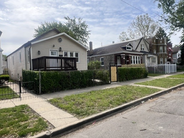 8423 S Carpenter Street, Chicago, IL 60620