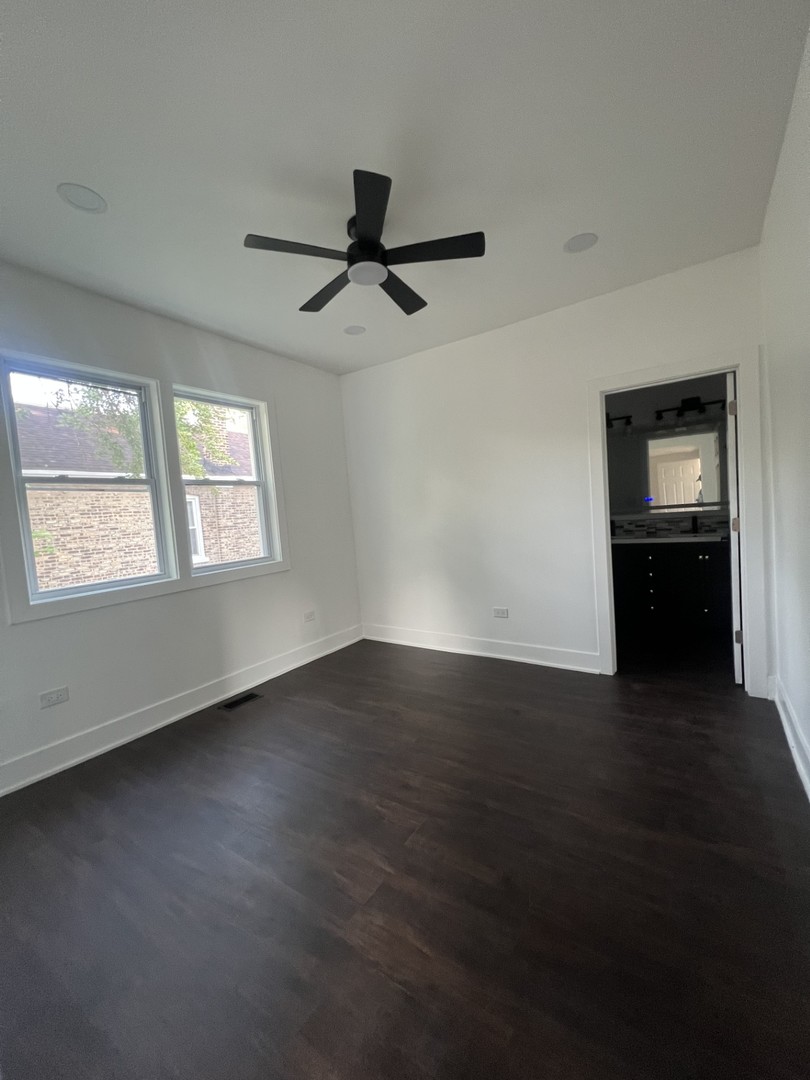 8423 S Carpenter Street, Chicago, IL 60620