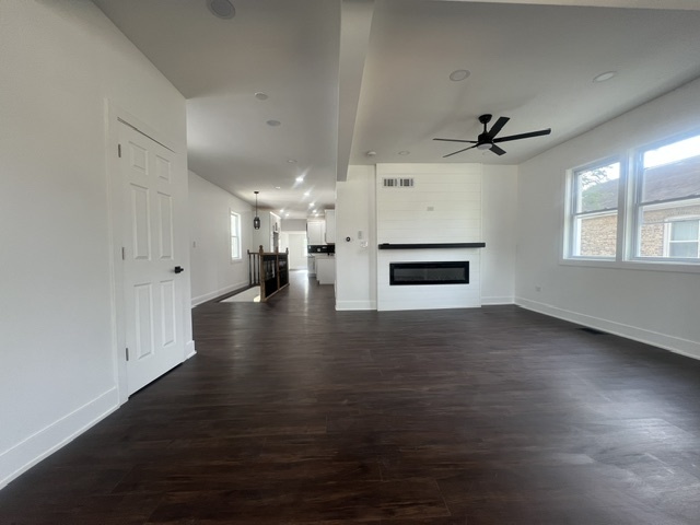 8423 S Carpenter Street, Chicago, IL 60620