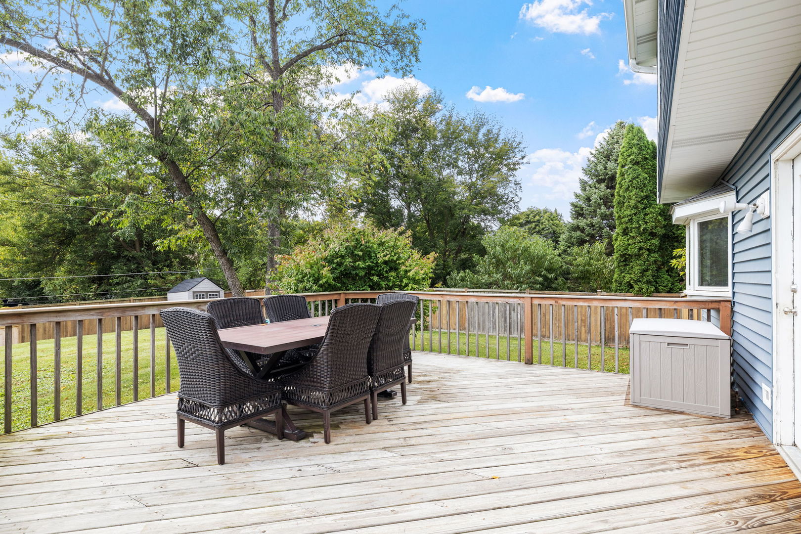 29W139 BARNES Avenue, West Chicago, IL 60185