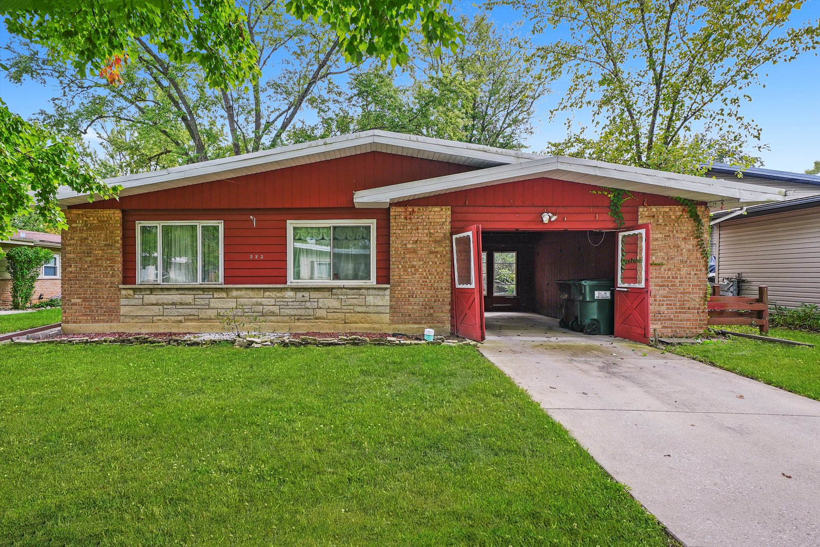 323 Shawnee Street, Park Forest, IL 60466
