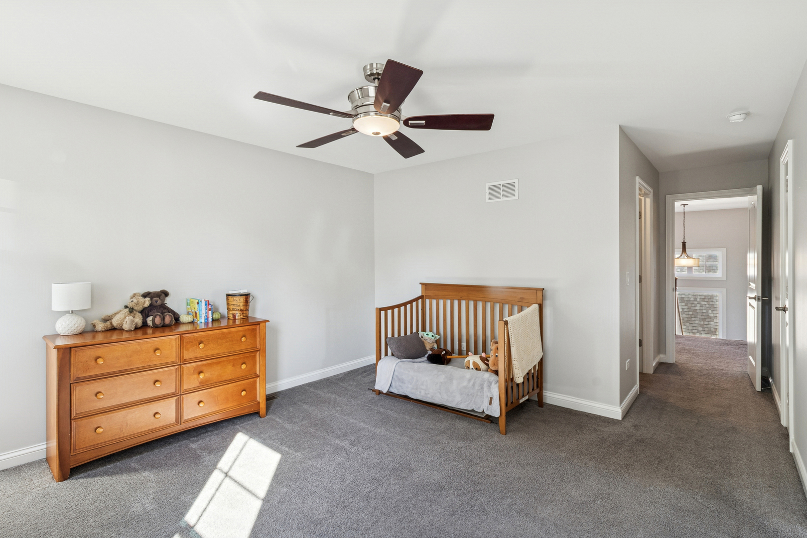 1409 E Harrison Avenue, Wheaton, IL 60187