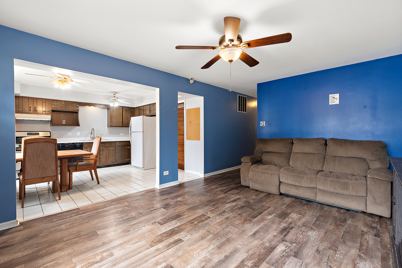 3129 Butler Avenue, Steger, IL 60475