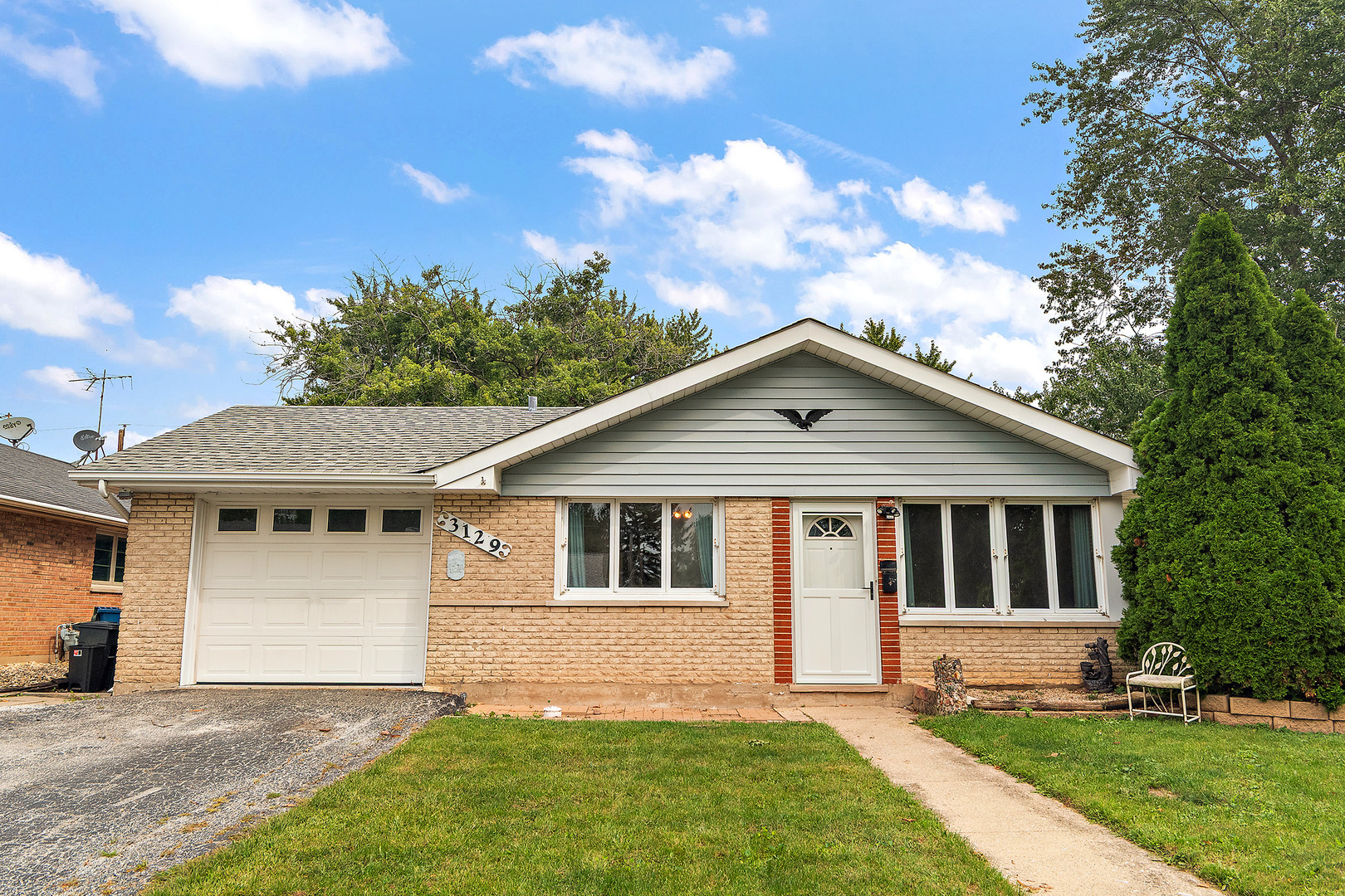 3129 Butler Avenue, Steger, IL 60475