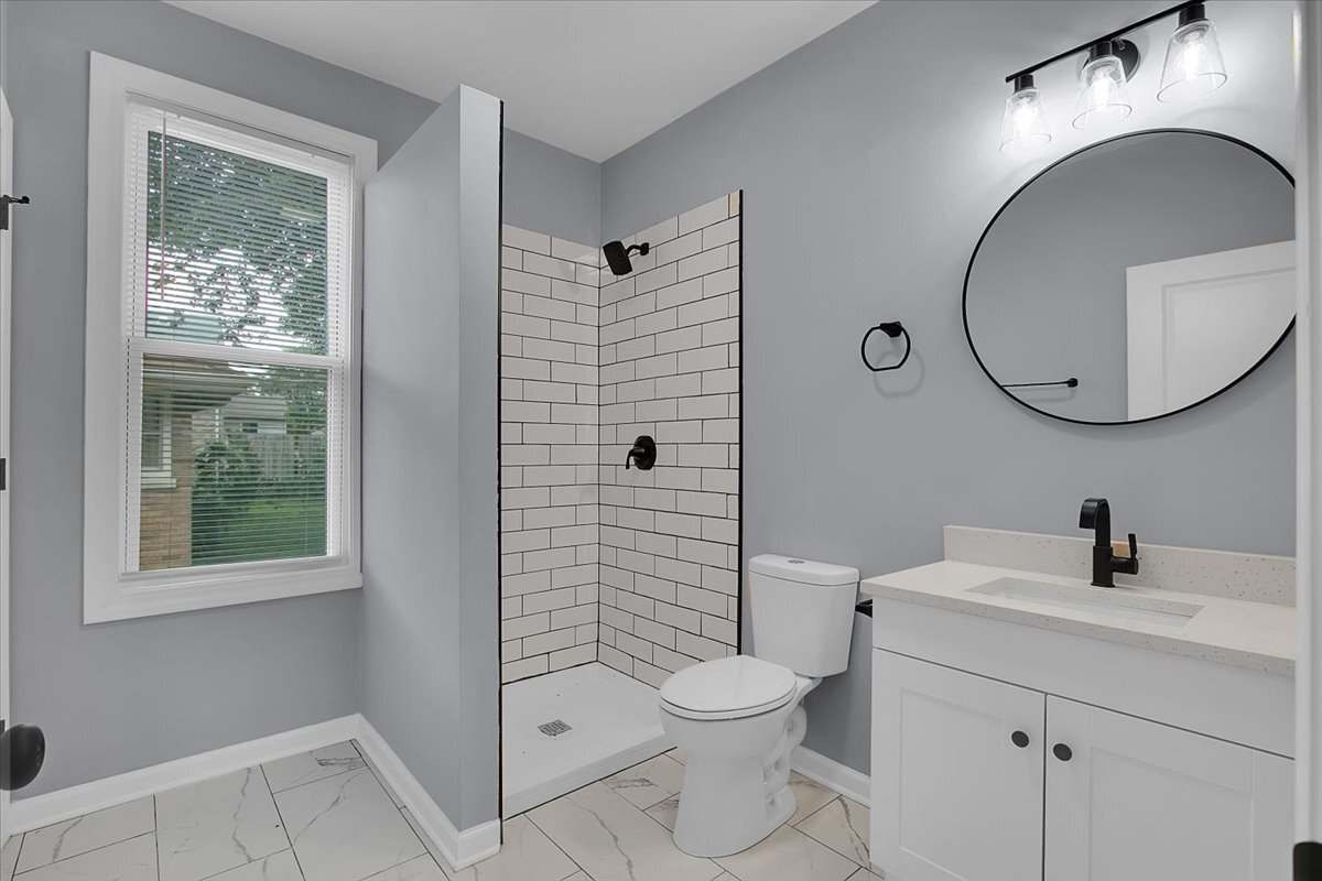 311 N Kinzie Street, Thornton, IL 60476