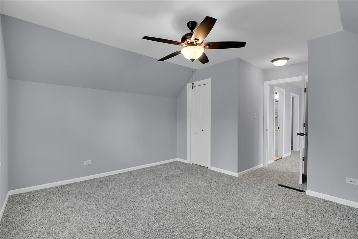 311 N Kinzie Street, Thornton, IL 60476