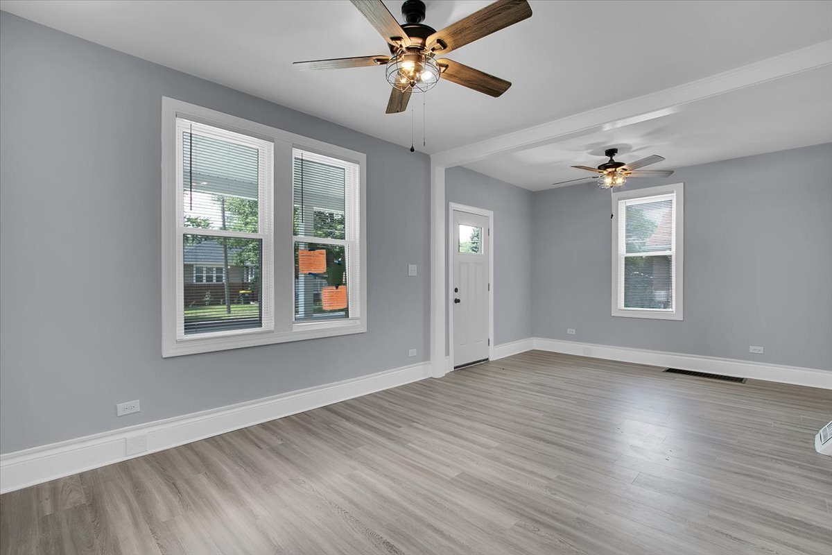 311 N Kinzie Street, Thornton, IL 60476