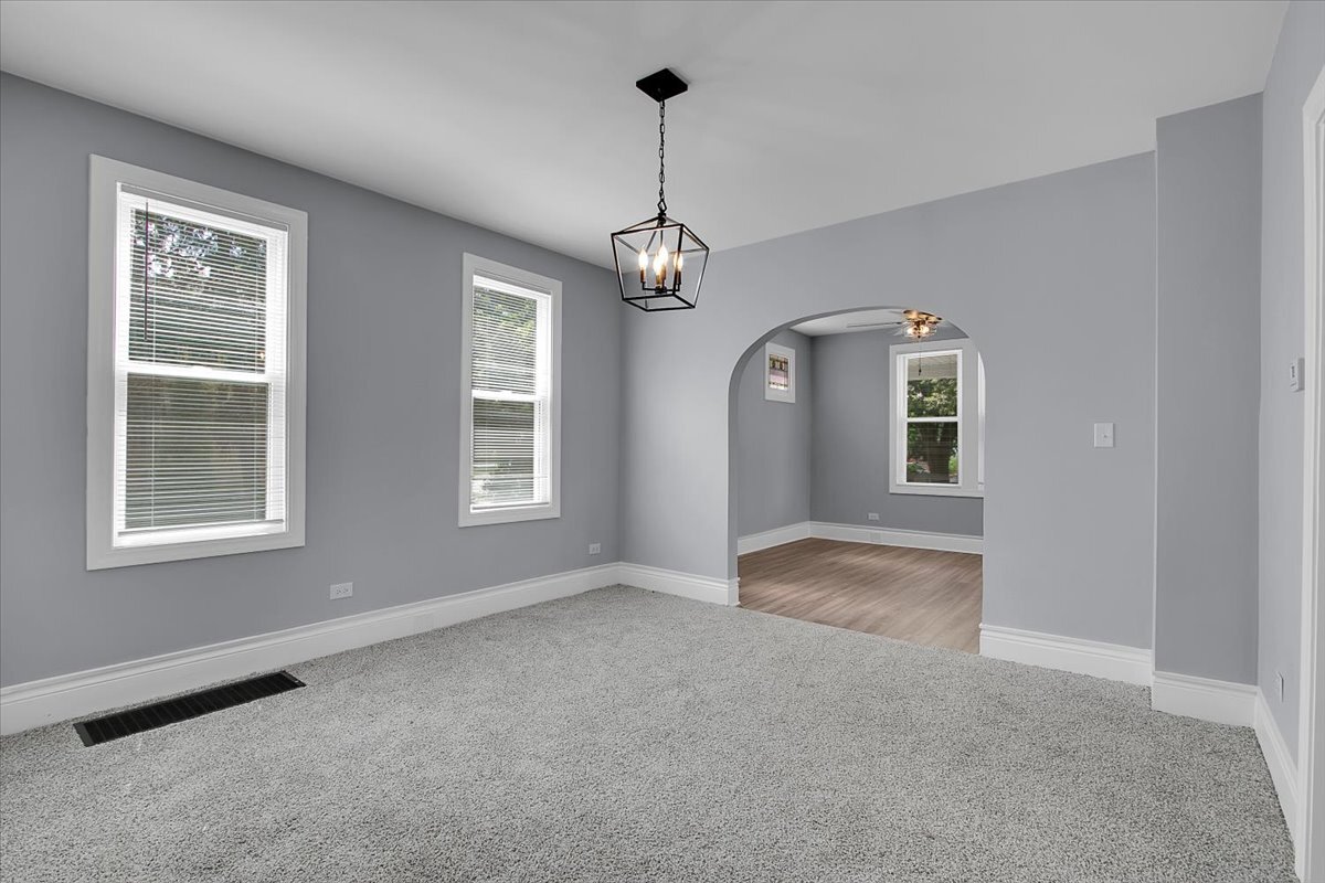 311 N Kinzie Street, Thornton, IL 60476